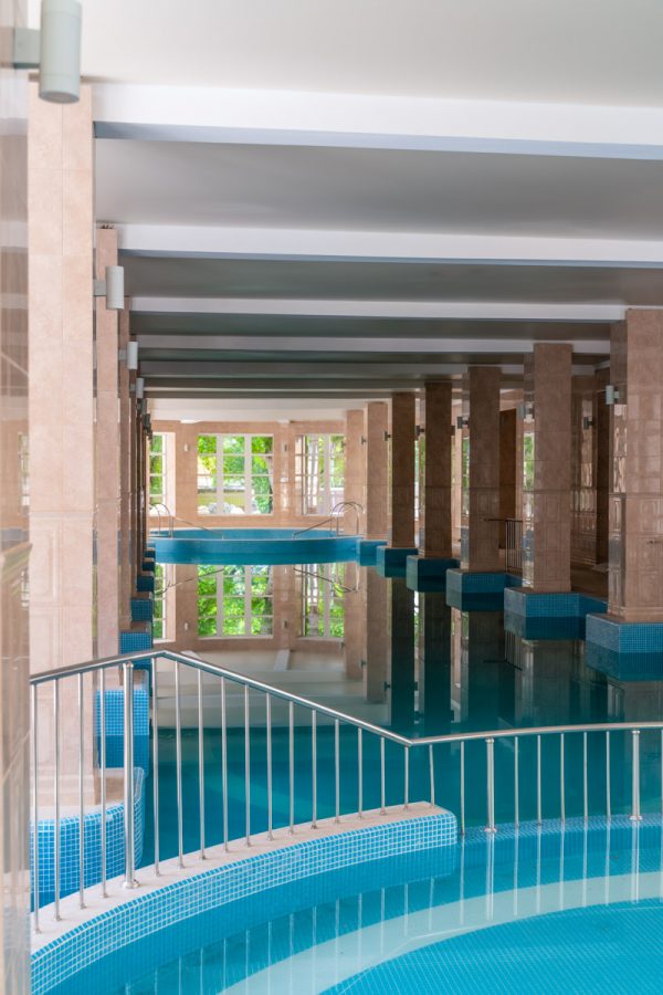 Бассейн в санатории «Дворец нарзанов» в г. Кисловодске - фотография