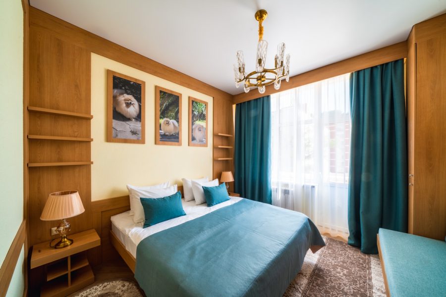 Номер «Люкс 2 комнатный» в санатории «Дворец нарзанов» в г. Кисловодске - фотография