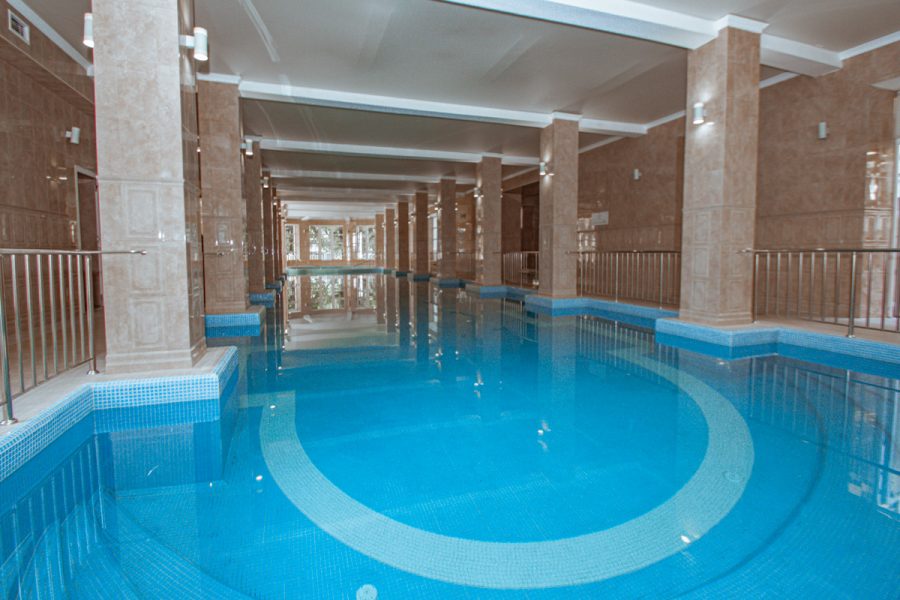 Бассейн в санатории «Дворец нарзанов» в г. Кисловодске - фотография