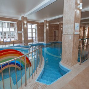 Детская зона в бассейне в санатории «Дворец нарзанов» в г. Кисловодске - фотография