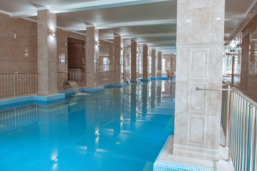 Бассейн в санатории «Дворец нарзанов» в г. Кисловодске - фотография