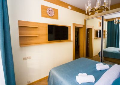 Номер «Люкс 2 комнатный» в санатории «Дворец нарзанов» в г. Кисловодске - фотография