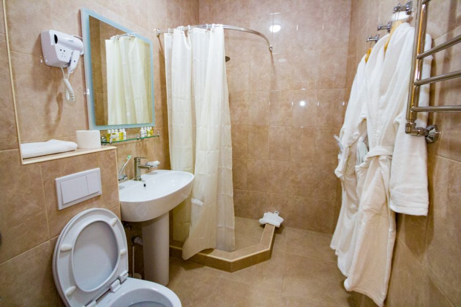 Номер «Люкс 2 комнатный» в санатории «Дворец нарзанов» в г. Кисловодске - фотография