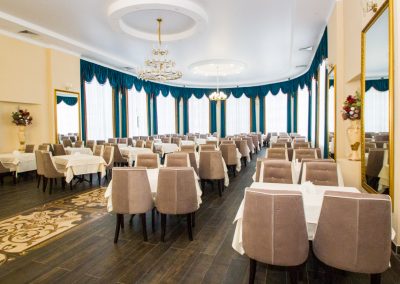 Ресторан «Золотой» в санатории «Дворец нарзанов» в г. Кисловодске - фотография