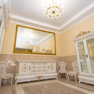 Холл в санатории «Дворец нарзанов» в г. Кисловодске - фотография