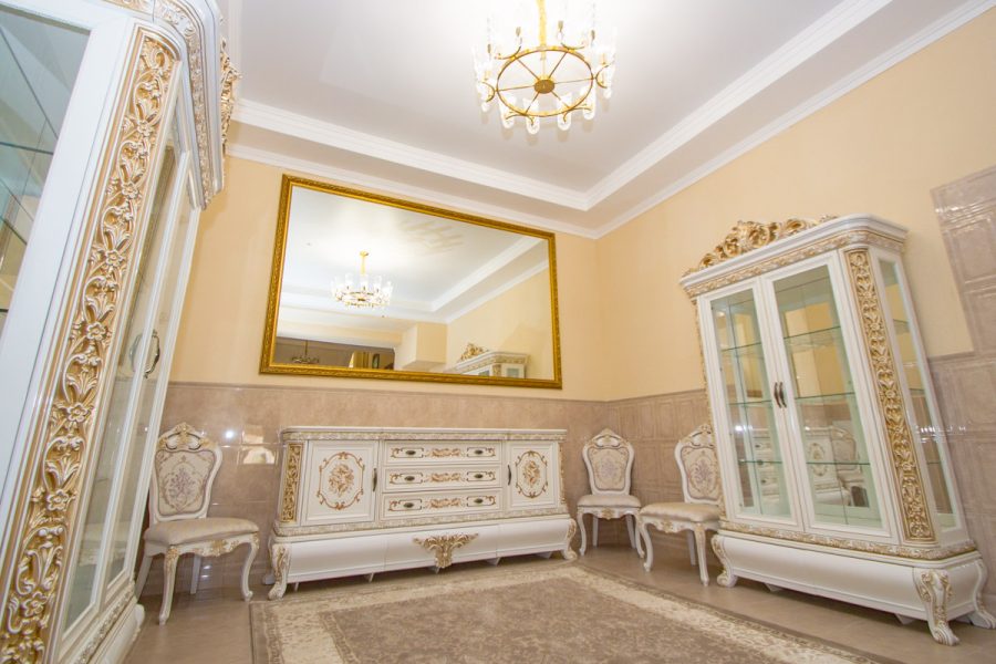 Холл в санатории «Дворец нарзанов» в г. Кисловодске - фотография