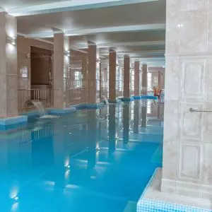 Бассейн в санатории «Дворец нарзанов» в г. Кисловодске - фотография