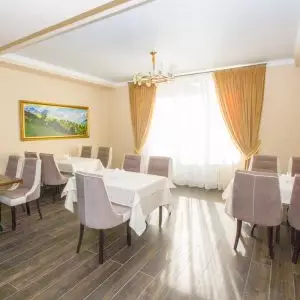 Ресторан «Золотой» в санатории «Дворец нарзанов» в г. Кисловодске - фотография