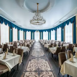 Ресторан «Золотой» в санатории «Дворец нарзанов» в г. Кисловодске - фотография